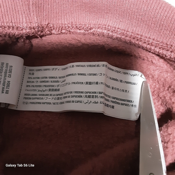 HOLLISTER Men's Mauve Hoodie Size S. - Picture 6 of 11